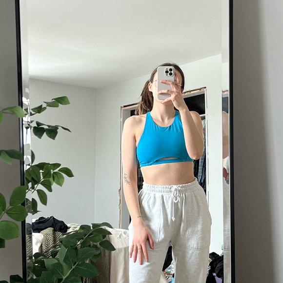 Alphalete sport bras - Picture 1 of 4